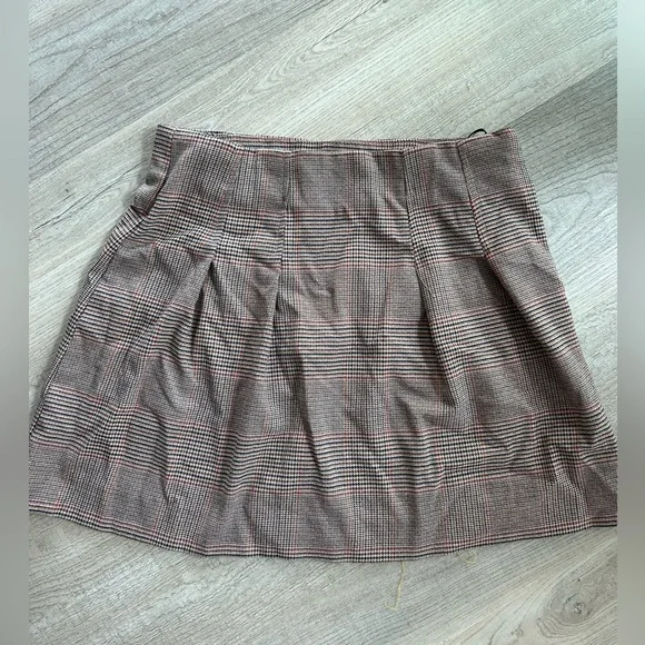 Zara Skirts Zara Plaid Pleated Mini Skirt Poshmark - Main Image
